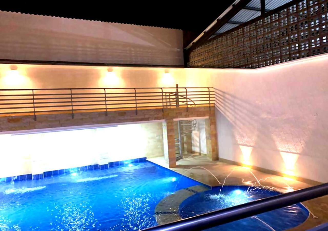חירארדוט Kalina Hotel מראה חיצוני תמונה