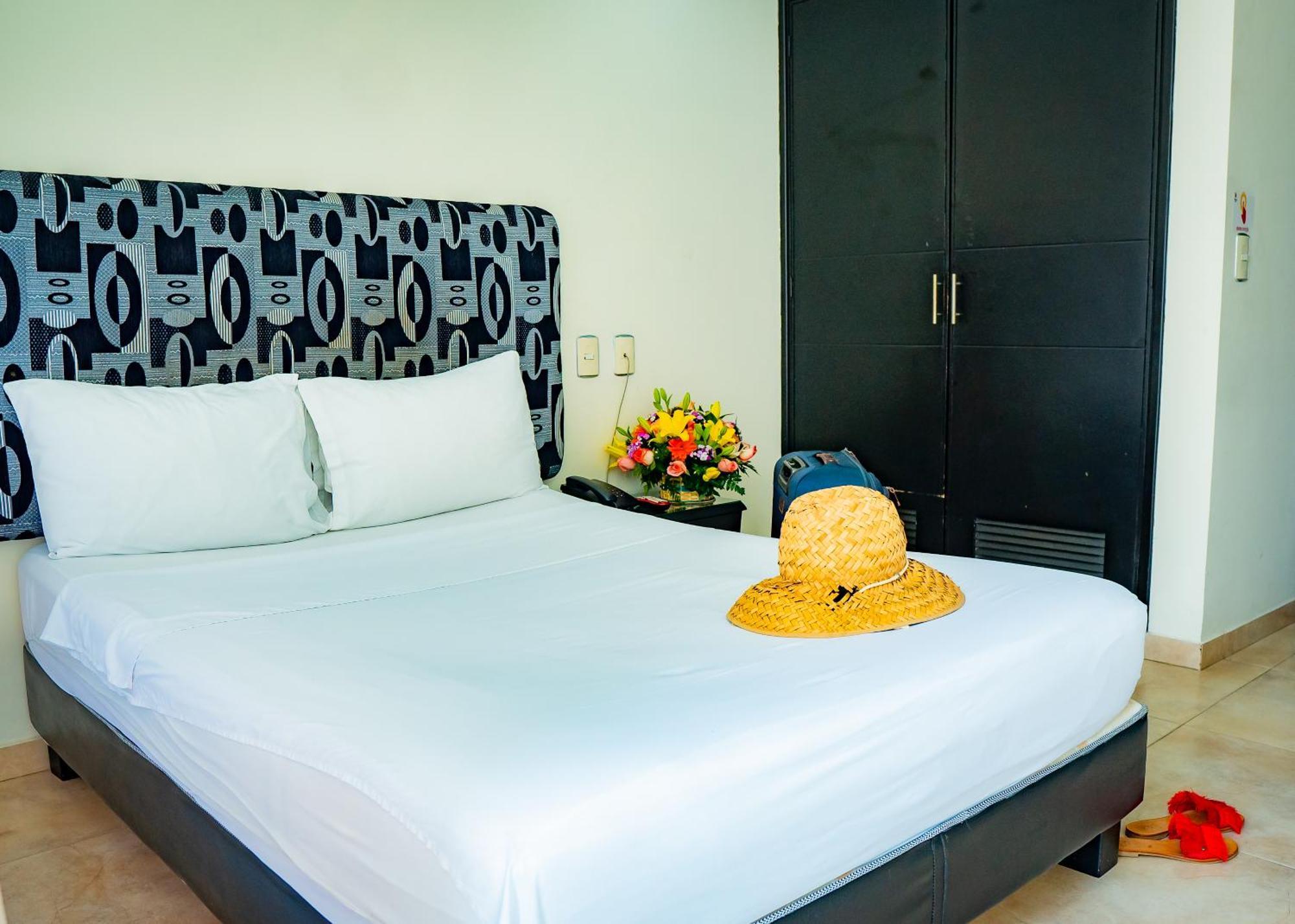 חירארדוט Kalina Hotel מראה חיצוני תמונה