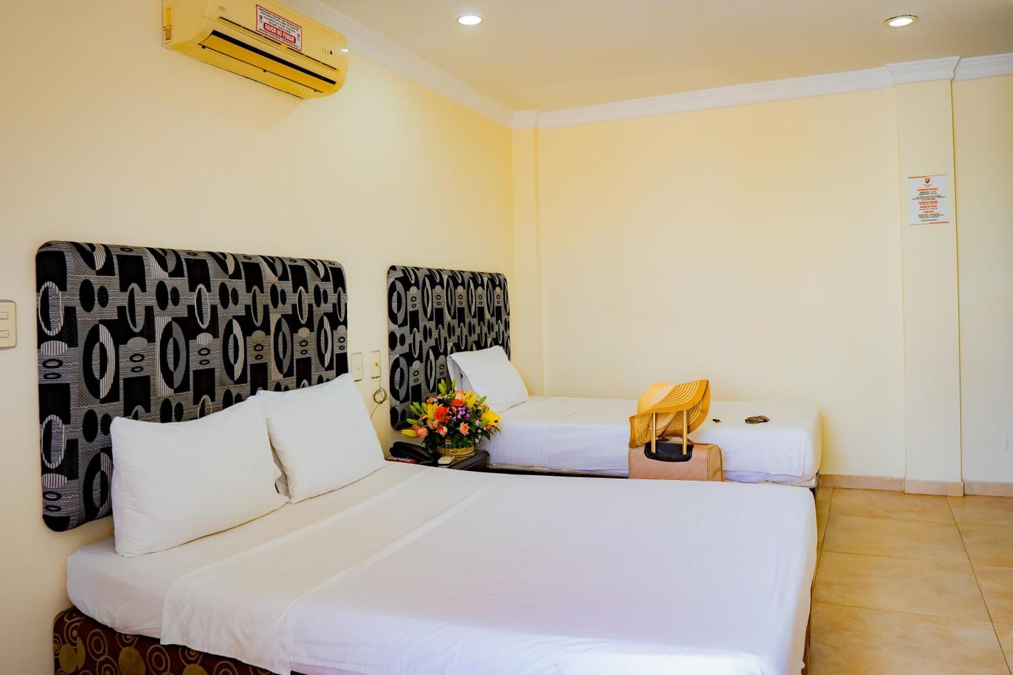 חירארדוט Kalina Hotel מראה חיצוני תמונה
