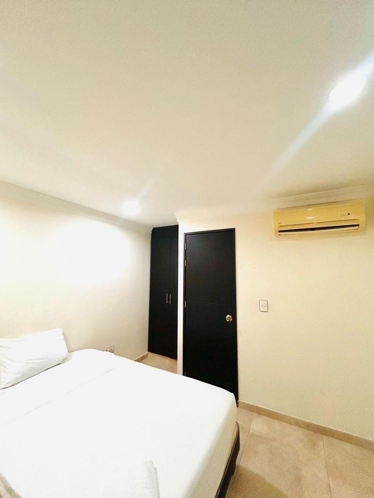 חירארדוט Kalina Hotel מראה חיצוני תמונה
